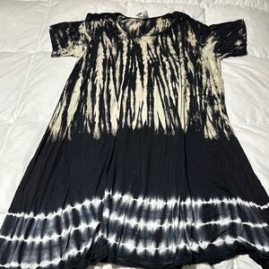 Chic Tie-Dye Swim Coverup